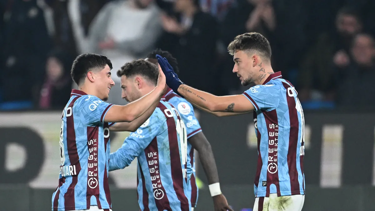 Ziraat Türkiye Kupası: Trabzonspor evinde Vanspor FK'yi ağırlıyor! Fatih Tekke'nin ilk 11'i belli oldu...