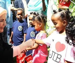Emine Erdoğan, Afrikalı kadınlara umut oldu