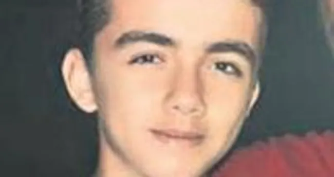 Aynı AVM’de bir genç daha intihar etti