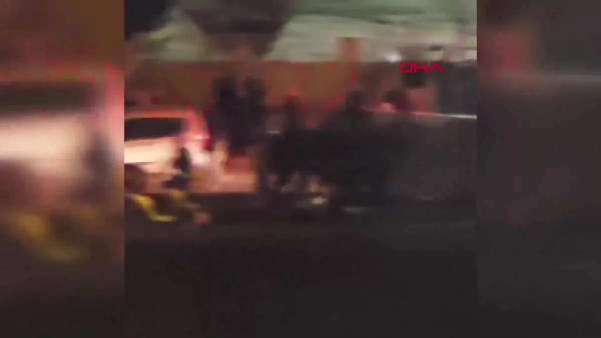 Ankara’da otomobille çarpışan minibüs devrildi: 2 ölü, 12 yaralı | Video videosunu izle Ankara’da otomobille çarpışan minibüs devrildi: 2 ölü, 12 yaralı | Video videosunu izle