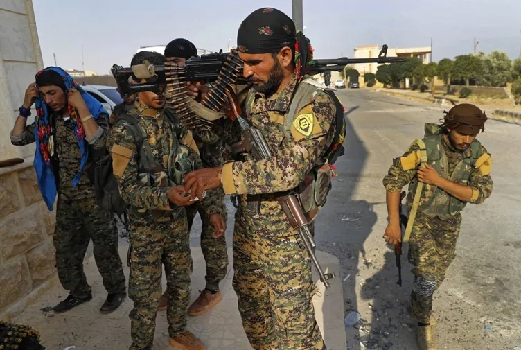 İsrail PKK hattında kirli görüşme! Teröristlerle ilk resmi temas kuruldu! Ayn El Arab’ta ABD konvoyunun görüntüleri ortaya çıktı