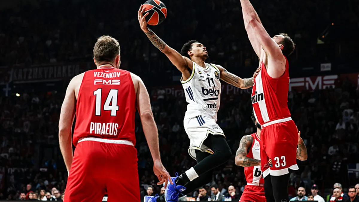 Fenerbahçe Beko, Olimpiakos’a mağlup oldu! Fenerbahçe Beko, Olimpiakos’a mağlup oldu!