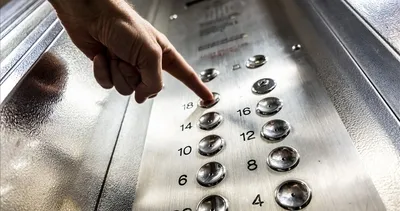 Dünyanın en kolay mesleklerinden biri: Sadece tek bir tuşa basarak servet kazanıyorlar!