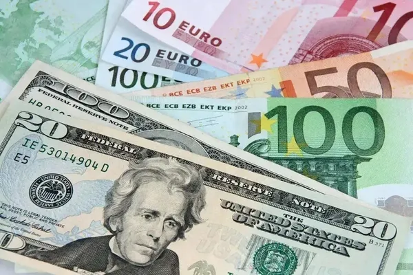 dolar-18-ayin-zirvesinden-geriledi-1792046843747.jpg