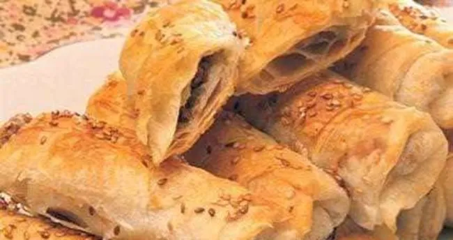 Islak börek tarifi Islak börek nasıl yapılır? Hamurişi Tarifleri