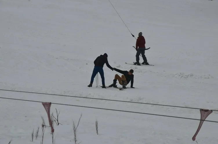 Uludağ’da Arap turistlerin karda safari izdihamı