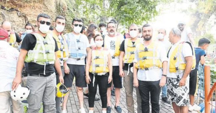 Tarsus Şelalesi’nde rafting keyfi