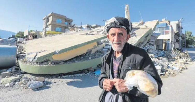 Türk Kızılayı deprem bölgesinde