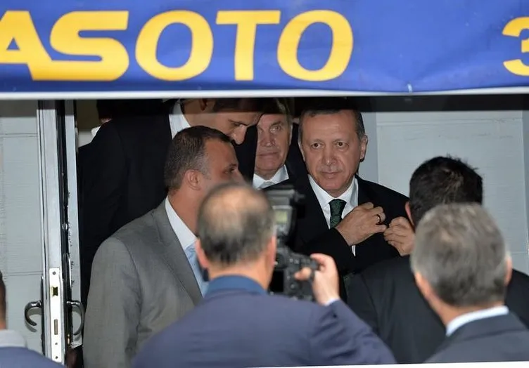 Erdoğan’dan taksicilere sürpriz ziyaret