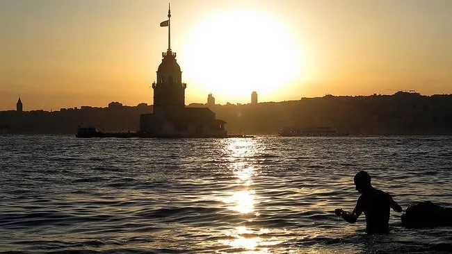 Hem sıcak hem yağmur bir arada! İşte yeni haftanın hava durumu raporu: Termometreler 42 dereceyi görecek, sağanak da kapıda