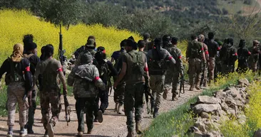 Afrin’in Racu beldesinde arama tarama çalışmaları sürüyor