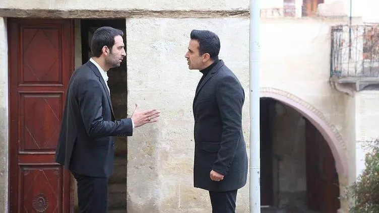 Aşk ve Mavi 51. son bölüm tamamı izle (tek parça olarak) İzle!