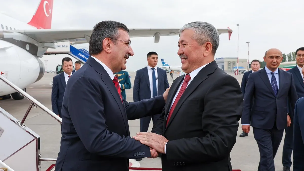 Cumhurbaşkanı Yardımcısı Cevdet Yılmaz, Kırgızistan’da