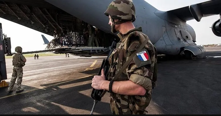 Fransa adım adım Afrika’dan kovuluyor: Paris, Çad’daki bir askeri üsten daha çekildi