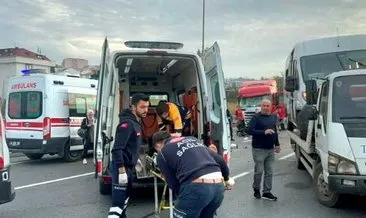 Harfiyat kamyonu işçi servisine arkadan çarptı 7 kişi yaralandı
