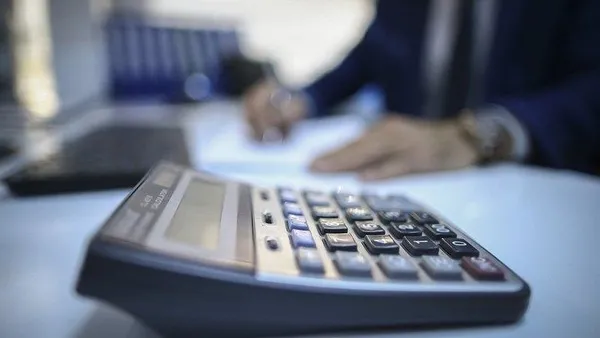 Kamuda çalışan sözleşmelilere kadro Resmi Gazete'de yayımlandı