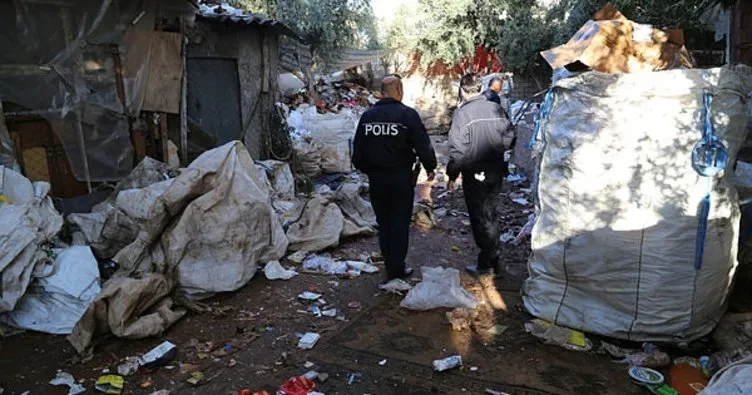 Antalya’da kağıt toplayan Suriyelilerin evlerinden 20 kamyon çöp çıktı