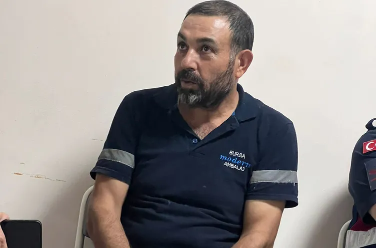 Tarlada vahşet: Komşusu karısının fotoğrafıyla şantaj yapınca çılgına döndü...