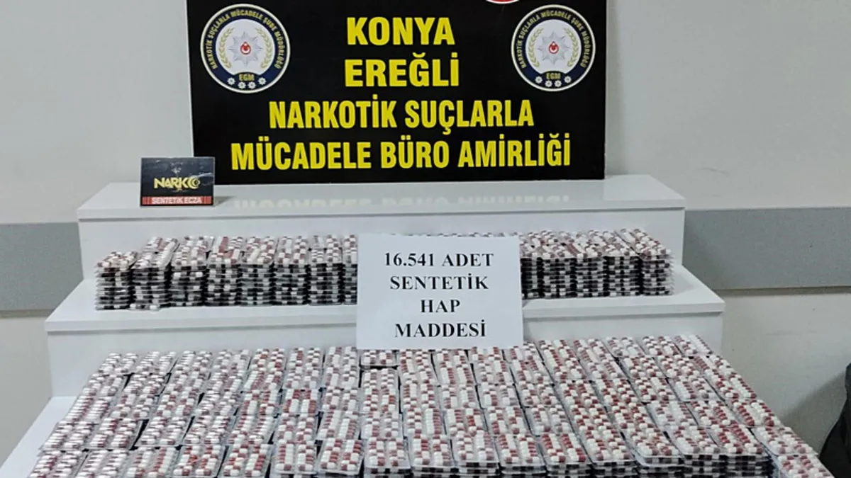 Konya’da zehir tacirlerine darbe: Binlerce hap ele geçirildi! Konya’da zehir tacirlerine darbe: Binlerce hap ele geçirildi!