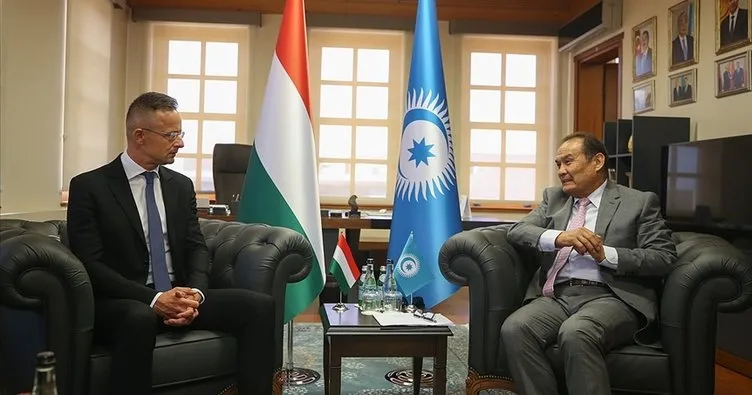 Macaristan Dışişleri Bakanı Szijjarto’ndan Türk Konseyi’ne ziyaret