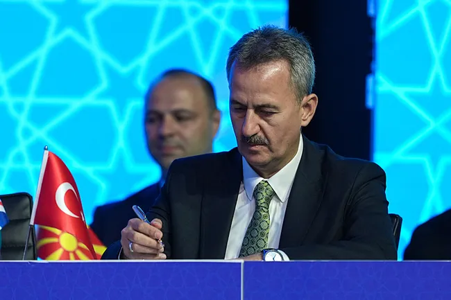 savunma-sanayii-baskani-haluk-gorgun-bu-forum-nato-icin-yeni-bir-donemin-baslangicini-simgeleyecek-1783446031015.jpeg Savunma Sanayii Başkanı Haluk Görgün: NATO için yeni bir dönemin başlangıcını simgeleyecek