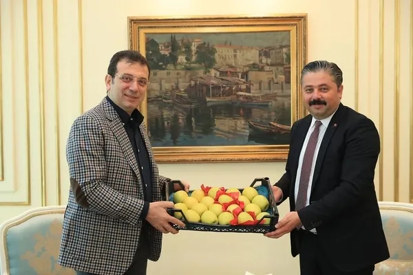 onlarca-ton-elmayi-calip-hale-satmislar-1651756894718.jpg