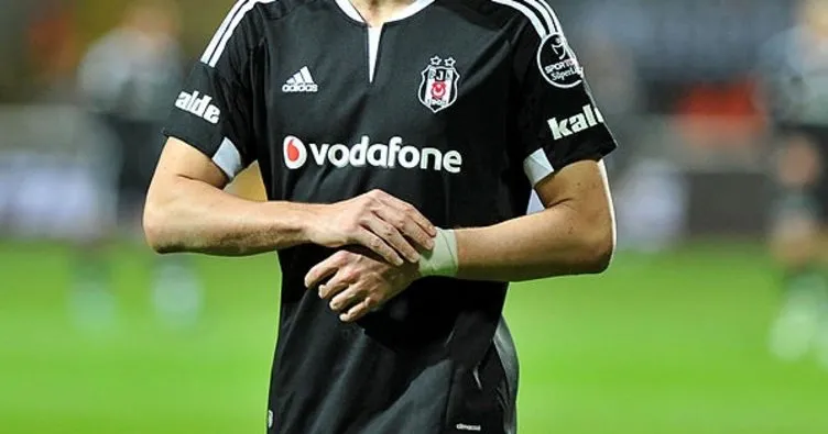 Beşiktaş’ın eski yıldızı Mario Gomez futbolu bırakıyor!
