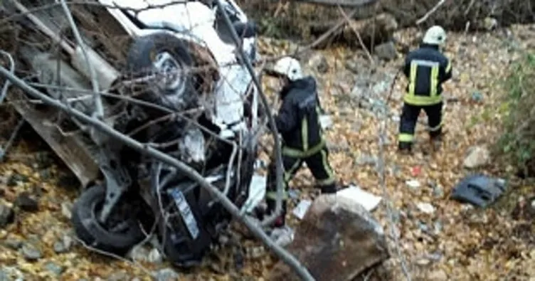 Malatya’da otomobil şarampole uçtu: 2 yaralı