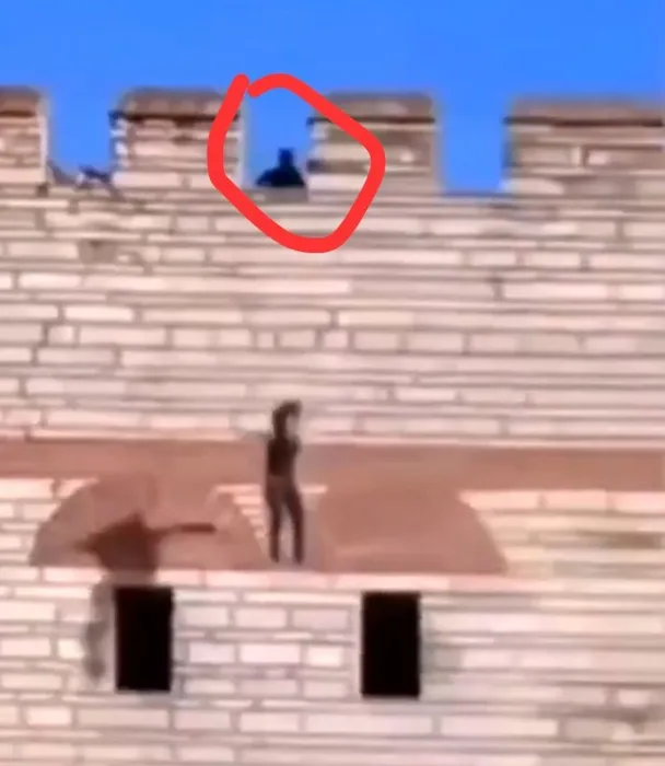 SON DAKİKA! Surdaki vahşette yeni gelişme! Katil Semih Çelik iki kızı katledip intihar etmişti: Görüntüdeki 3. kişinin sırrı çözüldü