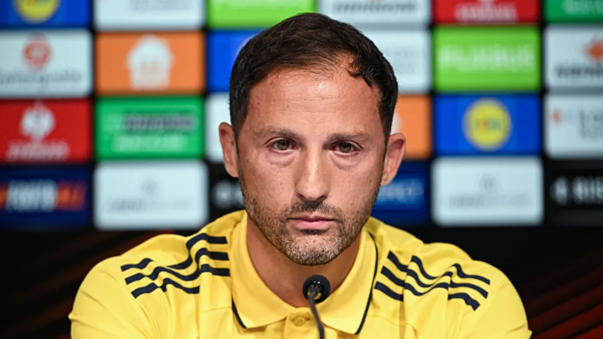 Fenerbahçe'den Ayrılan Yıldız, Yıldızlar Kralı Oldu! Taraftarlar Bonservis İçin Harekete Geçti