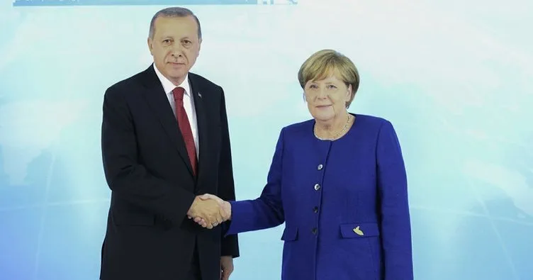 Almanya’da Erdoğan ve Merkel’den kritik görüşme!