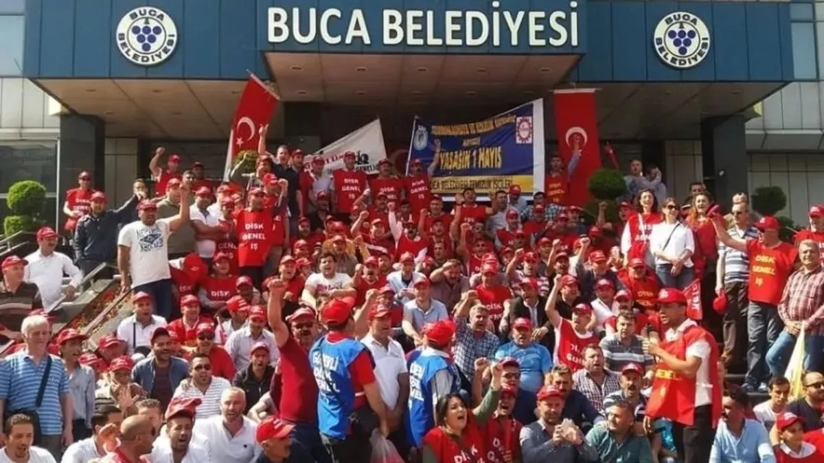 Bayrama parasız girmek istemiyoruz dediler iş bıraktılar! Buca Belediyesinde maaş isyanı