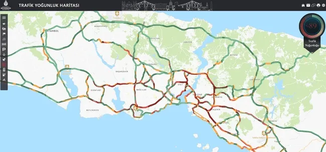 son-dakika-istanbulda-trafik-yine-kilit-aksam-saatlerinde-yogunluk-yuzde-89a-ulasti-1764083186417.jpg