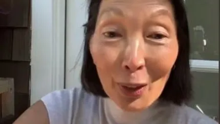 Ne botoks ne de estetik! 62 yaşındaki kadın tek bir kırışık olmayan cildinin sırrını verdi