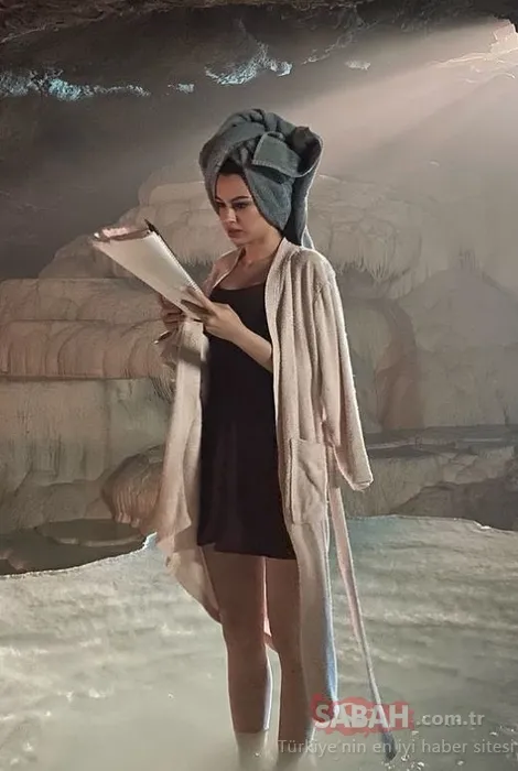 Maşallah adı gibi su Bir Gece Masalı’nın Canfeza’sı Su Burcu Yazgı Coşkun’un yaktı geçti!