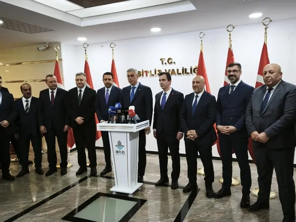 bakan-memisoglu-bitlisten-baska-illere-hasta-sevkini-engelleyecegiz-1778248996157.jpg