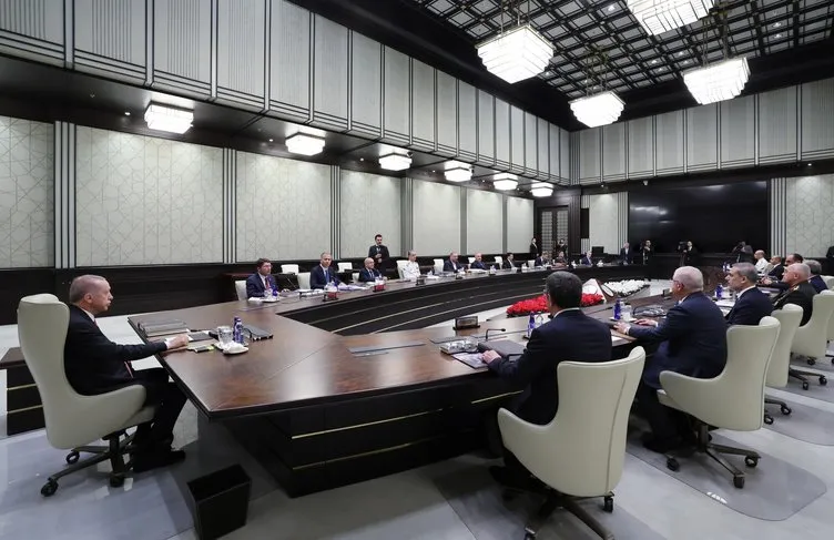 Son dakika: Yeni dönemin ilk MGK'sı sona erdi! Yazılı açıklamada terörle mücadele vurgusu