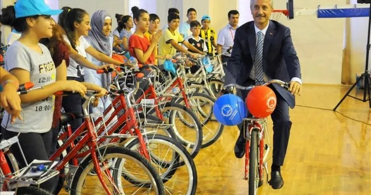 Şahinbey Belediyesi toplamda 20 bin bisiklet hediye etti