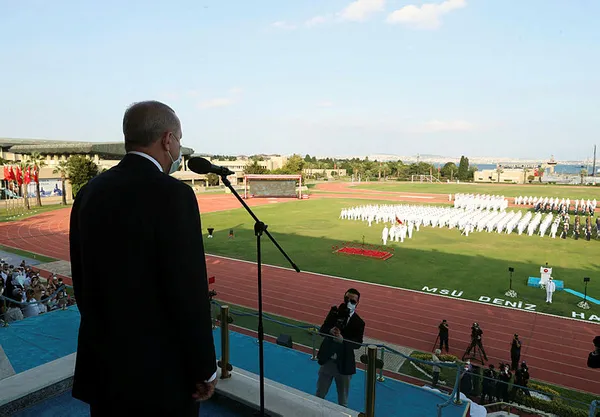 baskan-erdogan-kotu-komsular-bizi-ev-sahibi-yapti-diyerek-abd-ile-olan-iha-pazarligini-anlatti-1630428595079.jpg Başkan Erdoğan, 'Kötü komşular bizi ev sahibi yaptı' diyerek ABD ile olan İHA pazarlığını anlattı