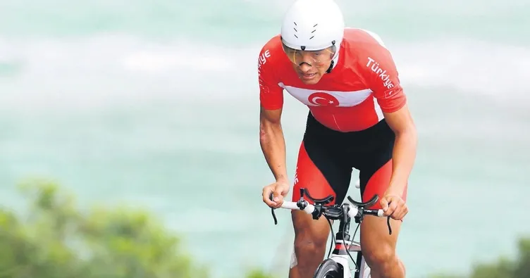 Dikkat! yolda bisikletli var