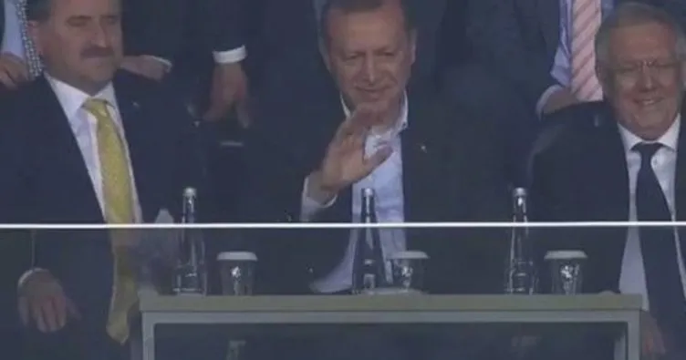 Cumhurbaşkanı Erdoğan’ın gol sevinci