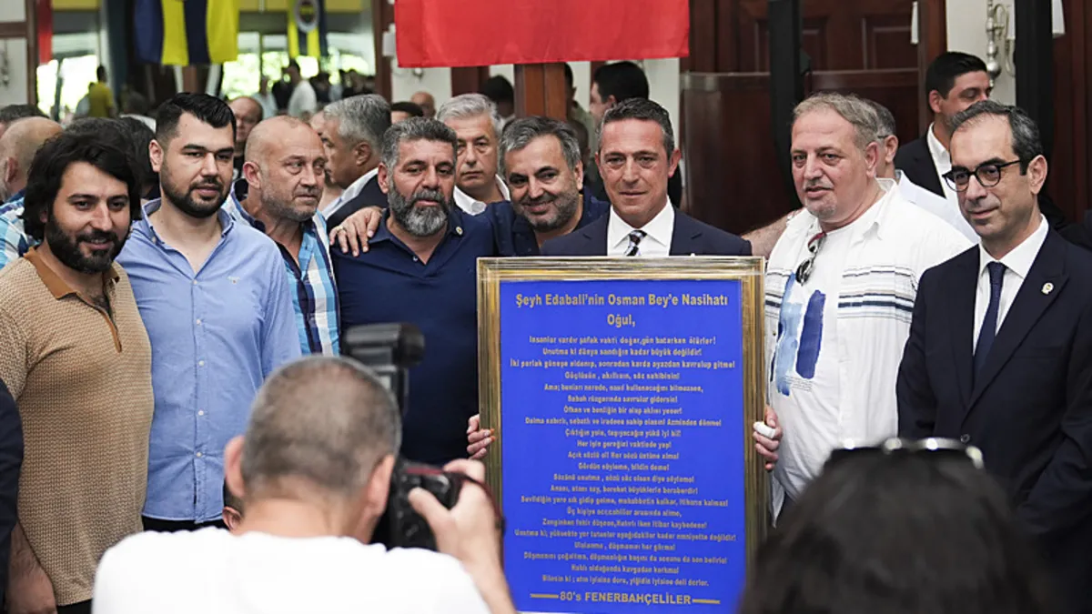 Fenerbahçe Başkanı Ali Koç: Transfer piyasası EURO 2024 sonrası hareketlenir Fenerbahçe Başkanı Ali Koç: Transfer piyasası EURO 2024 sonrası hareketlenir