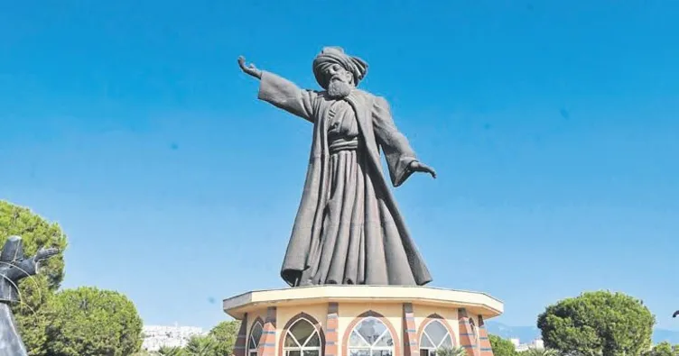 Mevlana Heykeli’ne büyük saygısızlık