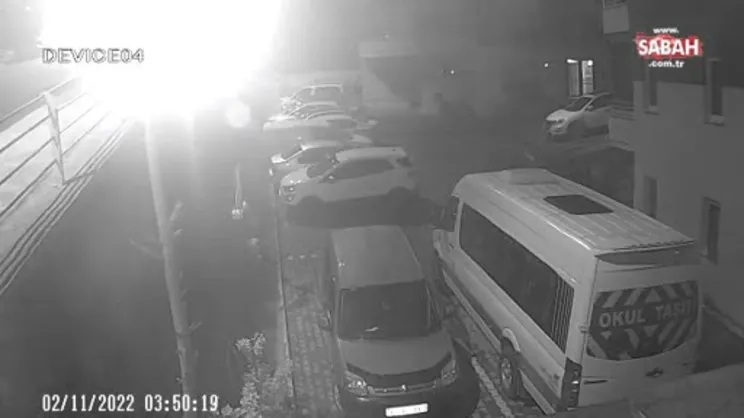 Silahlı saldırıda ölen gencin ailesinin aracı kurşunlandı | Video