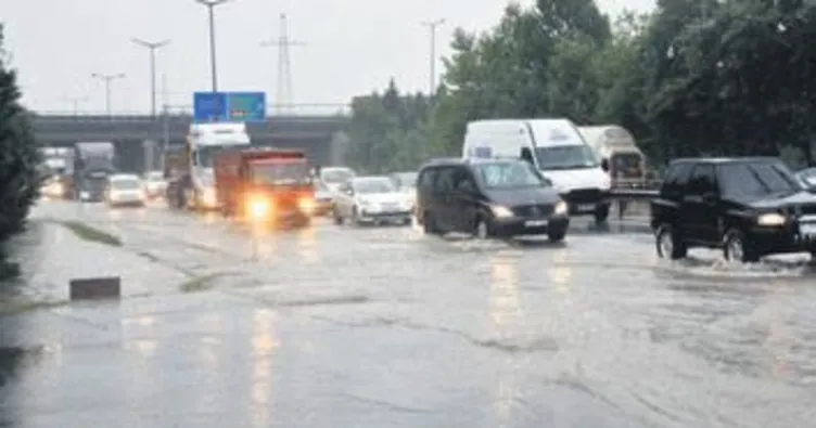 Manisa’da yıldırım dehşeti: 1 ölü, 6 yaralı