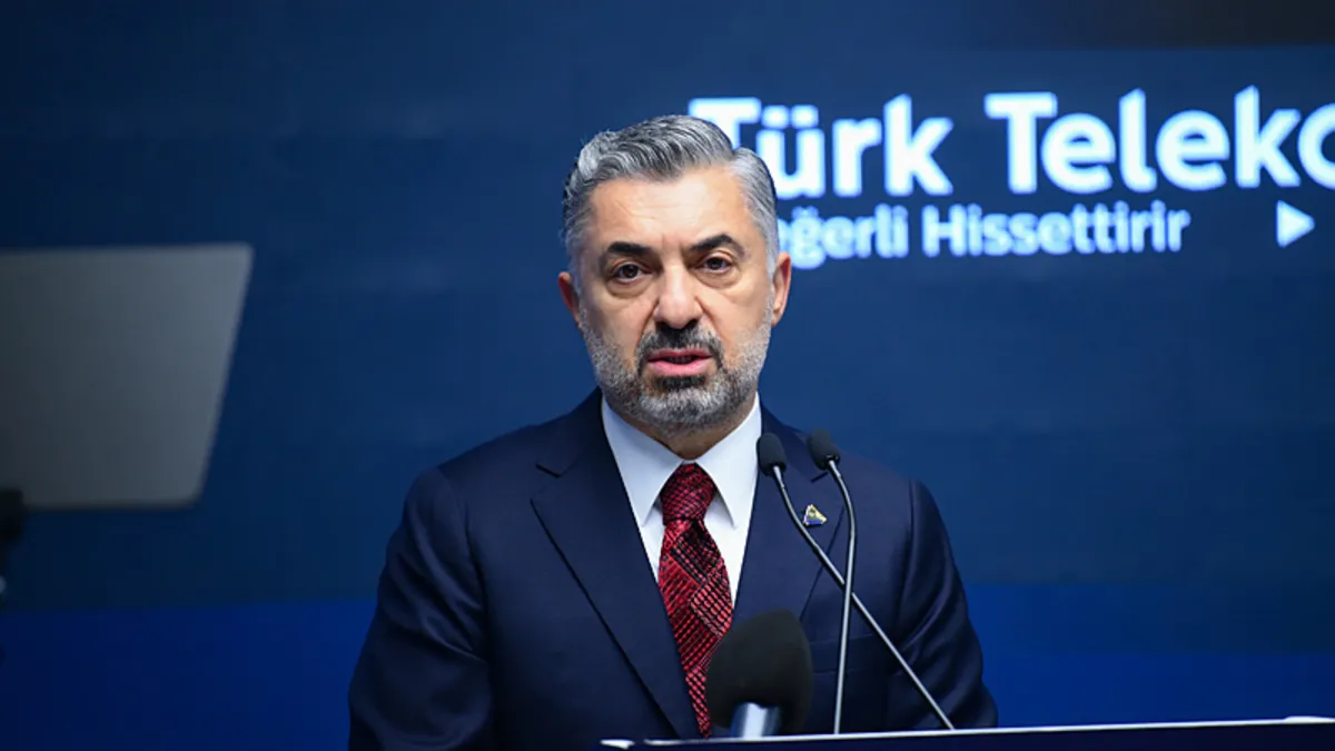 Türk Telekom CEO’su Ebubekir Şahin: Herkes için 5G deneyimini sunmaya hazırız Türk Telekom CEO’su Ebubekir Şahin: Herkes için 5G deneyimini sunmaya hazırız