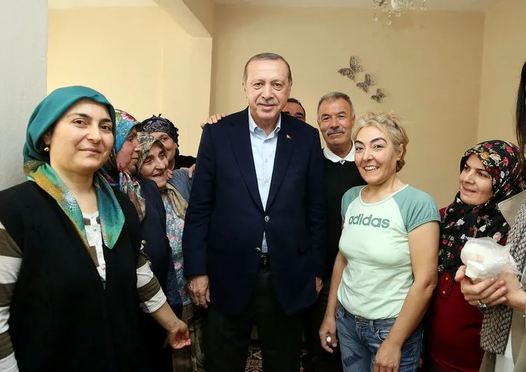 Cumhurbaşkanı Erdoğan vatandaşların davetini geri çevirmedi