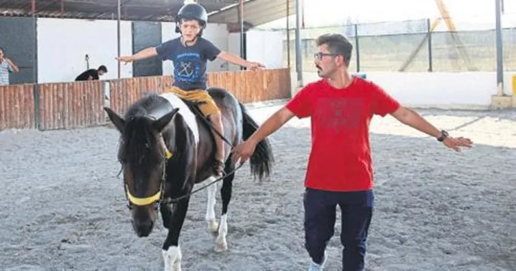 Engelleri atla aşan tedavi hipoterapi