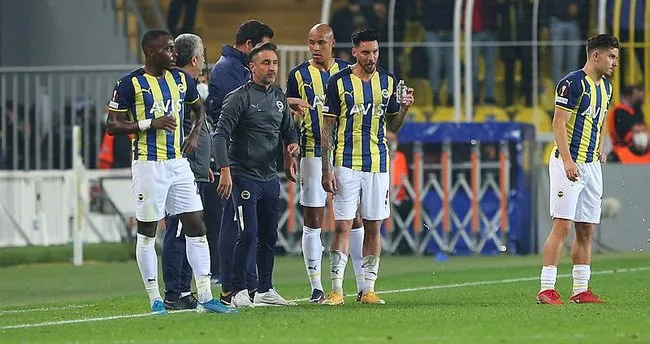 Fenerbahçe'de Vitor Pereira'dan oyunculara şampiyonluk motivasyonu! 5 puanlık fark...