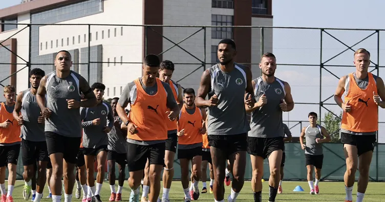 Alanyaspor, Burdur’da kampa girdi!